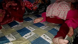 J’ai inséré tout le pénis dans le cul, ma belle-sœur a hurlé bruyamment et a repoussé son beau-frère