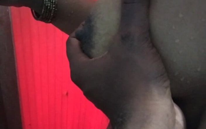 Benita sweety: セーラムおばさんのホットヌード入浴、私は彼女の全身に触れます