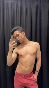 Model and Shopping