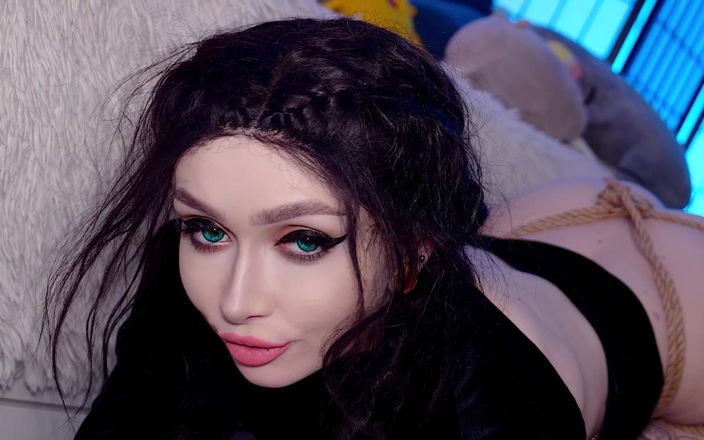 Eva Barbie: 非常にタイトなお尻ですが、私はそれを修正します
