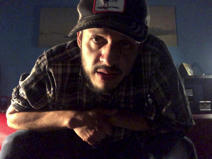 MisterFreak25: Guler albastru latino sexy un mexican foarte verbal și preputul lui...