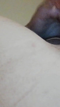 Je suis à nouveau seul. Fais-moi squirter s’il te plaît