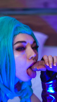 Slutty Jinx Deep Anal and Sweet Moans