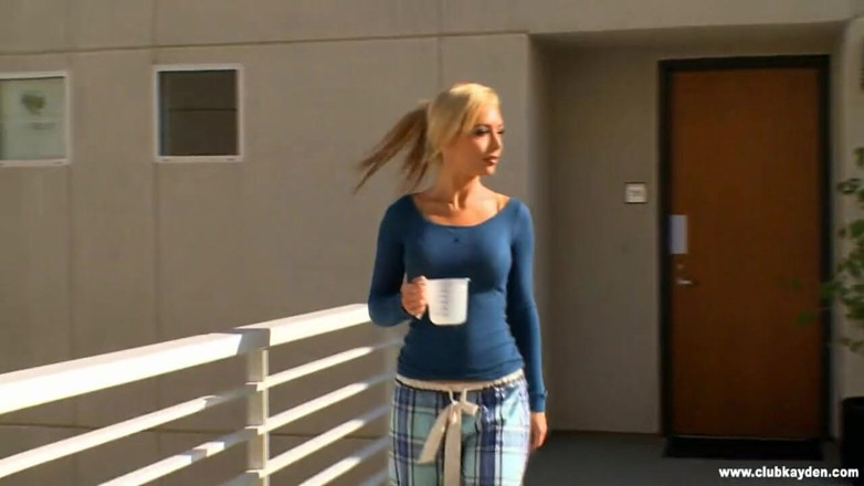 Kayden Kross: Kayden Kross wird von ihrem sugar daddy hart gefickt