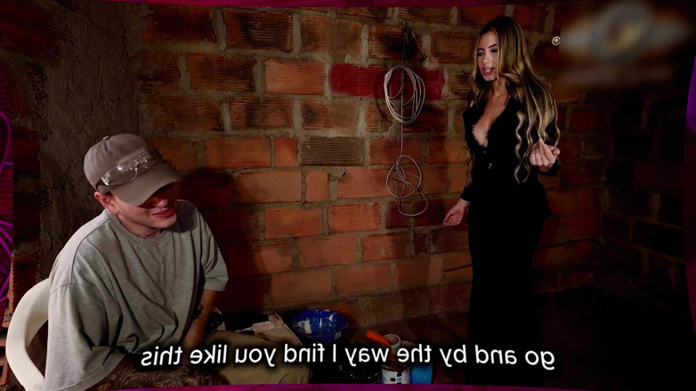 Ambar Prada: I Discover That the Bricklayer's Dick Was Masturbating in the...