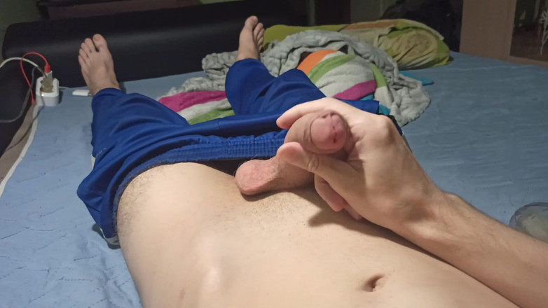 Pasha: Ten chlap si už dlouho honí penis, ale nemůže se...