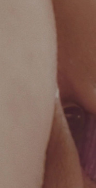 Chubby White Girl Creams Hard on Big Dildo