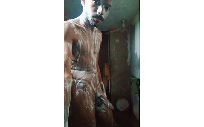 Asif kuma: Blasen beim baden im badezimmer, vollständiges video