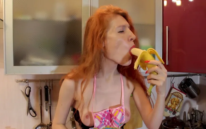 NikkiLexx: Fruchtfetisch