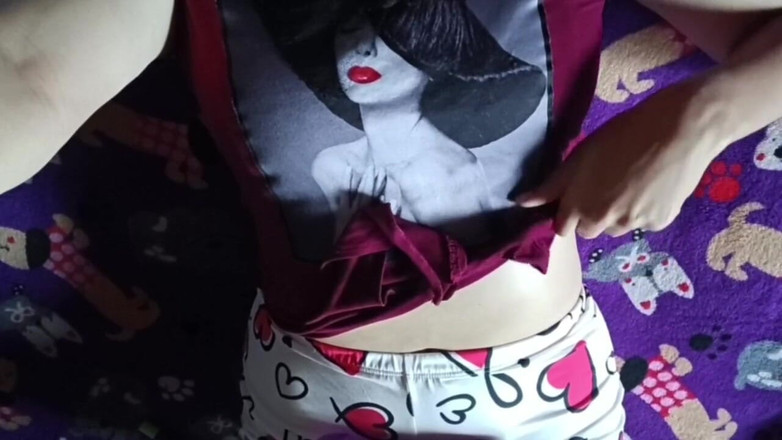 Yuli and tony: Tiener latina solo