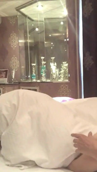 Video seks hotel nostalgic pasangan curang