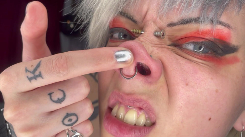 Glitterqueen1999: Crot di dalam memekku! Fetish hidung JOI