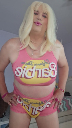 I Want to Be Your Bimbo Dolly! thumbnail