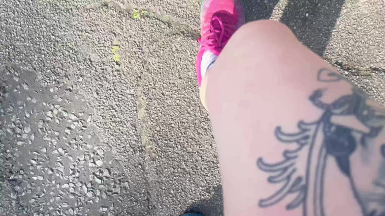 EeveeXo: Membasuh kaki saya yang berpeluh selepas berlari