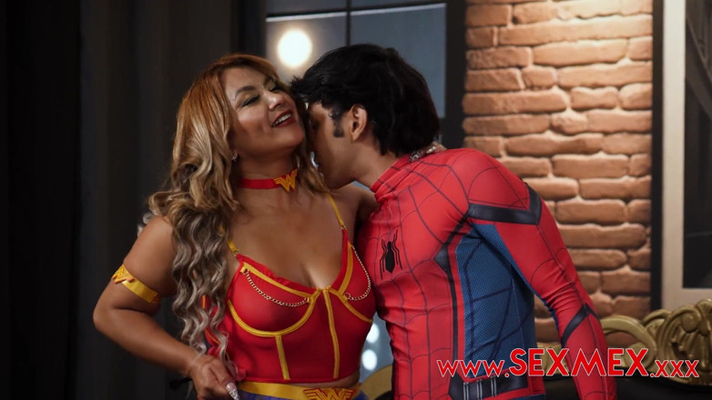 SexMex: Хэллоуин после вечеринки с моей мачехой Sandra Paola