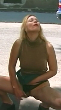 Determined Blonde Peeing Outdoor