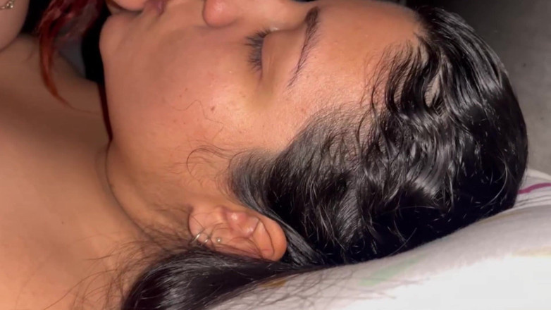 danielax: Quente! Intenso sexo lésbico com minha melhor amiga e xoxotas...