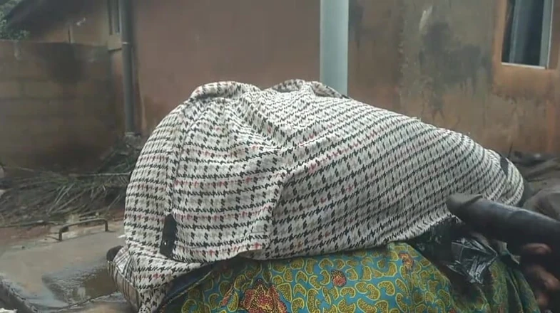 Bangcum8: Porra rápido antes da meia-irmã gordinha voltar ao trabalho parte 2