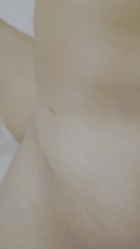 DUE FRATELLASTRI SI SCAMBIANO REGOLARMENTE LE MOGLI PER GODERSI IL SESSO DI GRUPPO HARDCORE