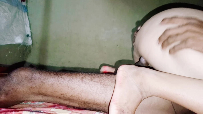 Treblsex: Když manžel není doma, švagrová je u švagra.