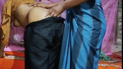 Deshi women: Saya pertama kali mengongkek bekas teman wanita saya gaya doggy...