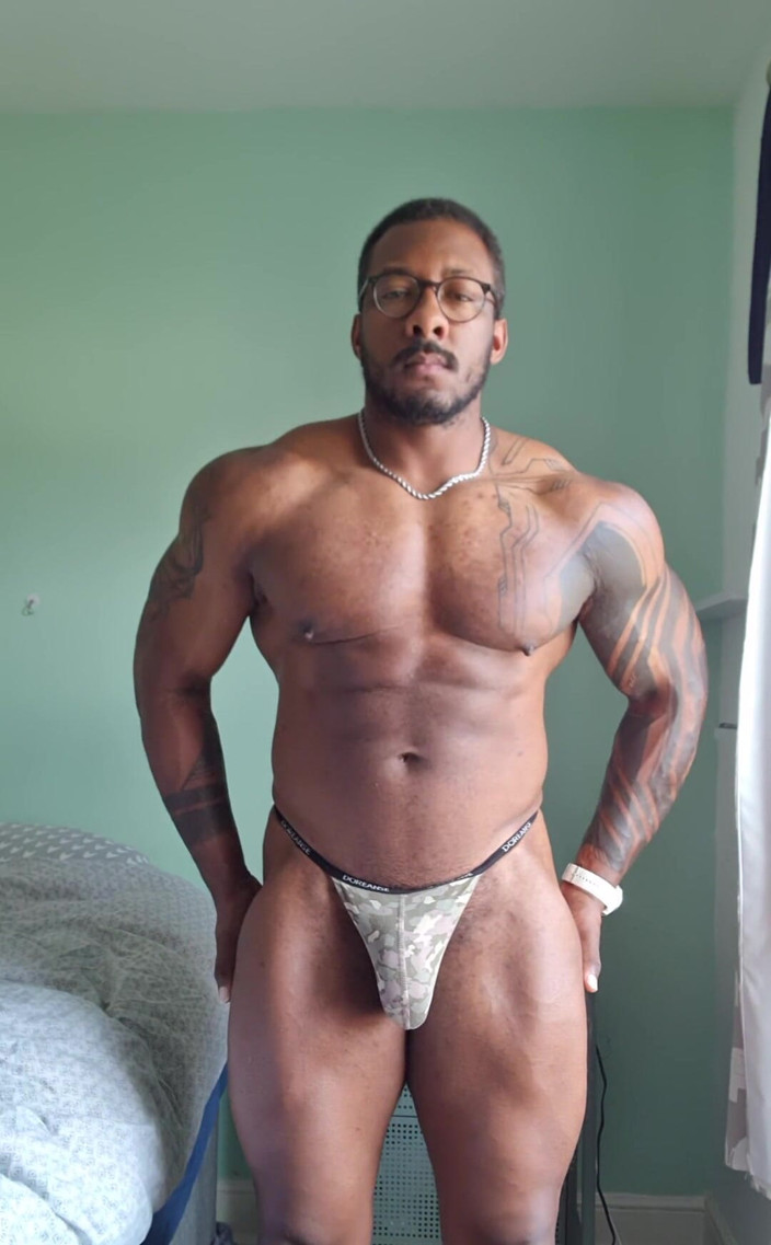 Amadeus: Raw Clip Posing in a Thong You Like What You...