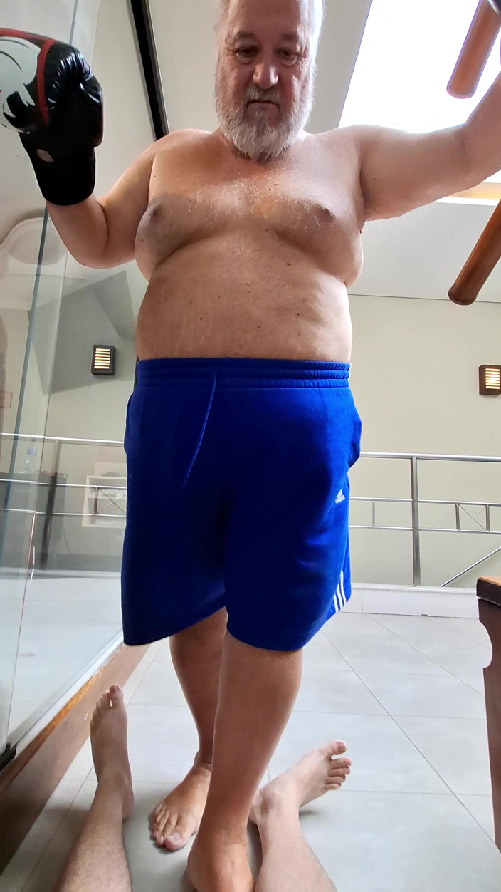 Punchbagplz: Punto Di Vista: Sessione Di Allenamento Dei Boxer Daddy Boss