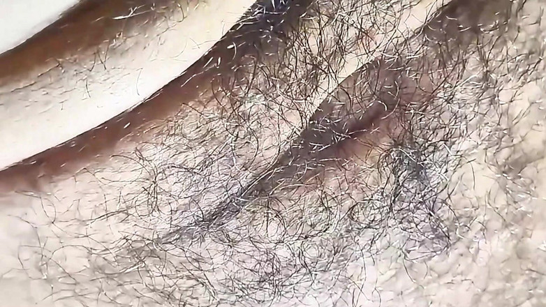 Virtual ToyBoy: Visar upp sin stora och orgasmande