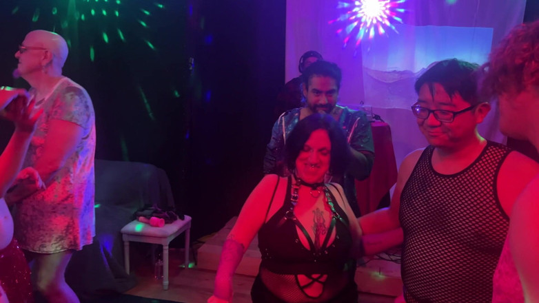 Cliff Media: Volles Video - Dj Raj Rave Orgie - Cliff Media Productions