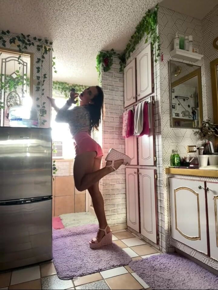 TSJade95: Call Mehhh Lol Dance