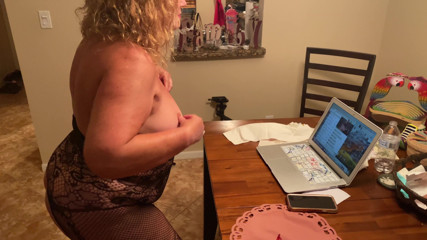 Big Ass 4 U: Let this cam girl be your dream girl