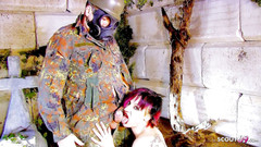 Full porn collection: Bláznivá zrzavá hubená teenagerka Zoe Nil nechá vojáky ji ošukat