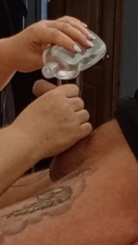 Jiran Melakukan Handjob Batang Minyak