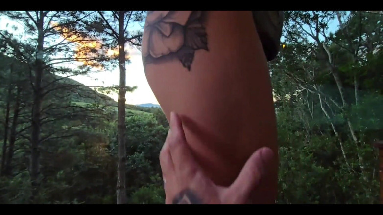 Jenni Faria: 농장 발코니에서 나를 따먹을 때까지 계부를 유혹했어