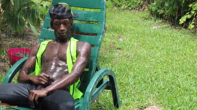 CocoDorm: Kendrick Marcel Bouwshoot