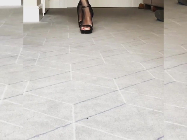 High Heels Black Dreams (Mistress Georgia) High Heels Black Dreams (Mistress Georgia)
