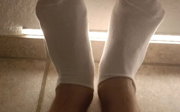 Fleshlight fun with your German twink: Morgen Gibt&amp;#039;s Nen Feet Reveal