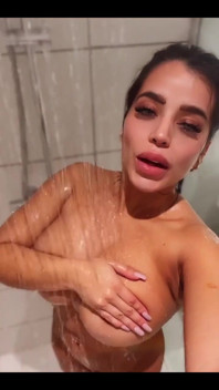 We Shower Baby