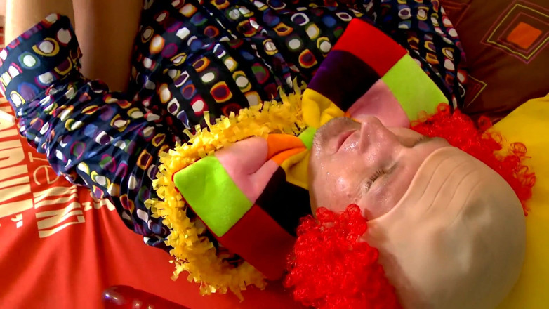 Horny Two really wet MILFs: Nádherná mokrá lžíce náctileté děvky očekává doširoka pro velké wang