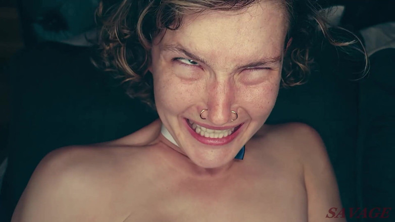 AhanuReed: Zimmermädchen ein chaos