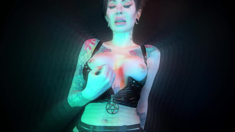 Baal Eldritch: 아로마와 사탄의 고화질