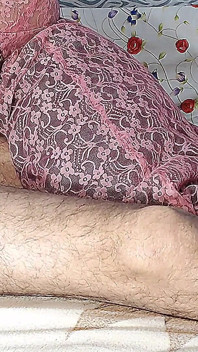Hintli Pakistanlı kadın amcığını sert seksle domaltarak sikiyor