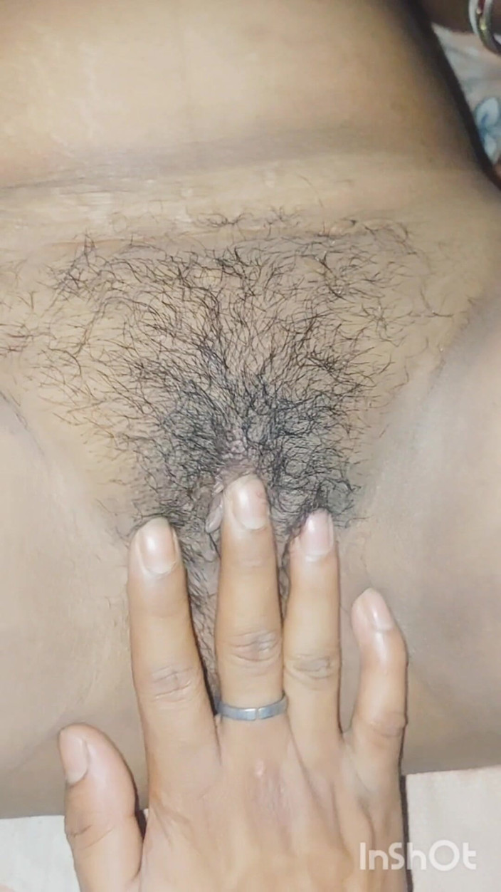 TSqueen: Une bhabhi desi suce et se fait enculer, partie 1