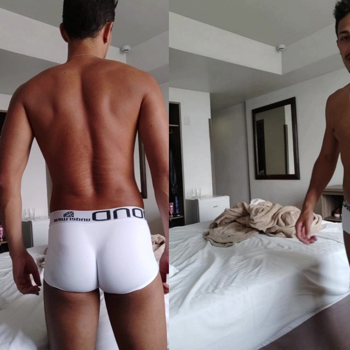 SEX GAY AMATEUR: Líbily se ti moje bílé kalhotky?
