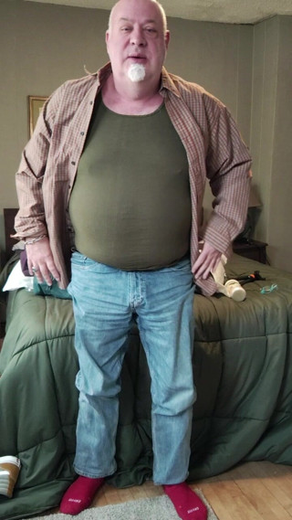 beardaddychub: Strip retas för ett!