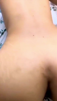 Soukromý videohovor pozdě v noci