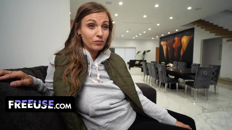 Free use: 継息子はフリーユースの口の中で射精するのが大好きです - 継母はプロのように吹きかけます