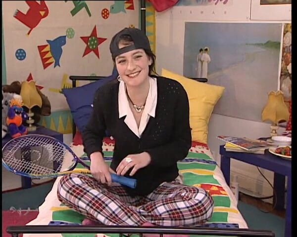 YOUR FIRST PORN: Tiener trekt zich extreem af met Steffi