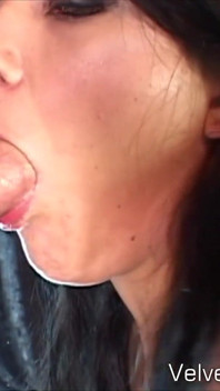 White paige jizz - quando la sborra da sola non è abbastanza