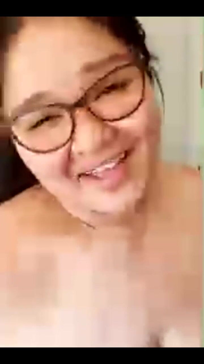 DeesDeepThroat: Going Live While at Work